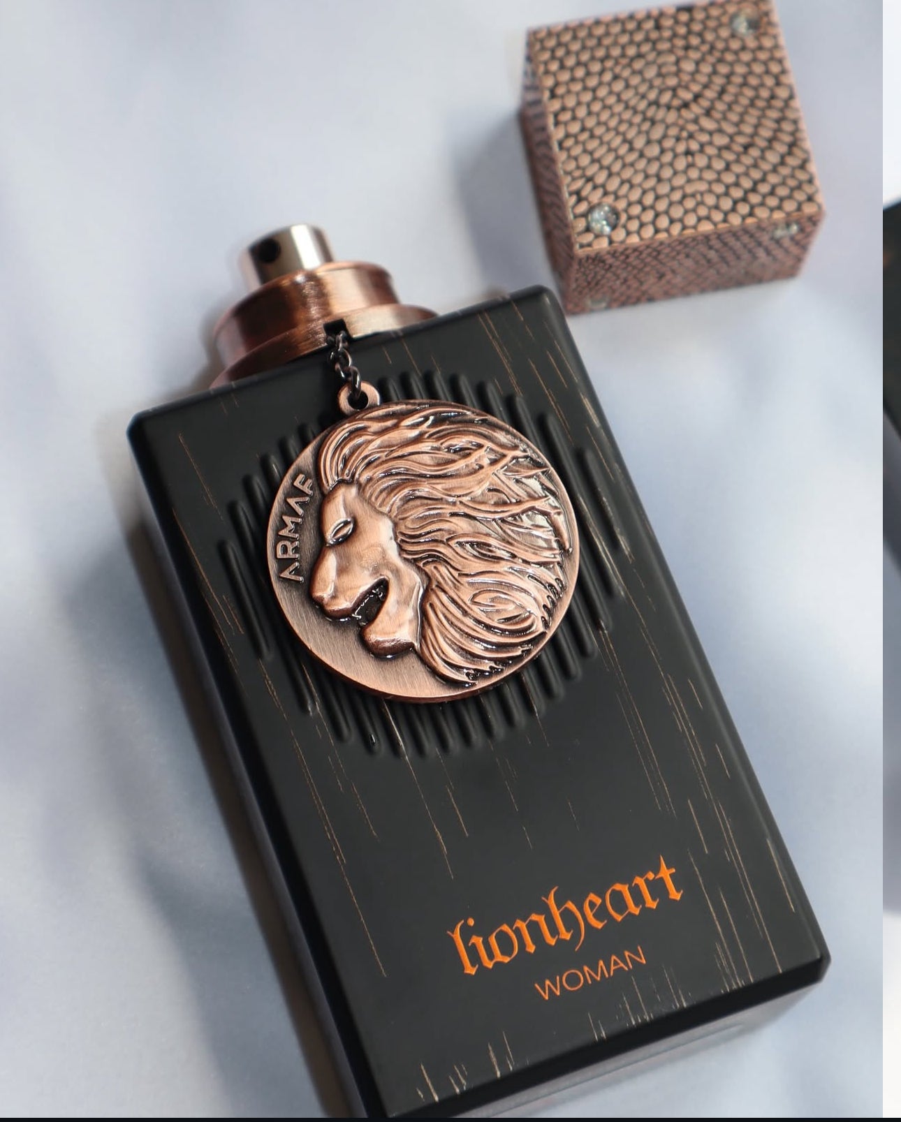 Club de Nuit Lionheart Woman
