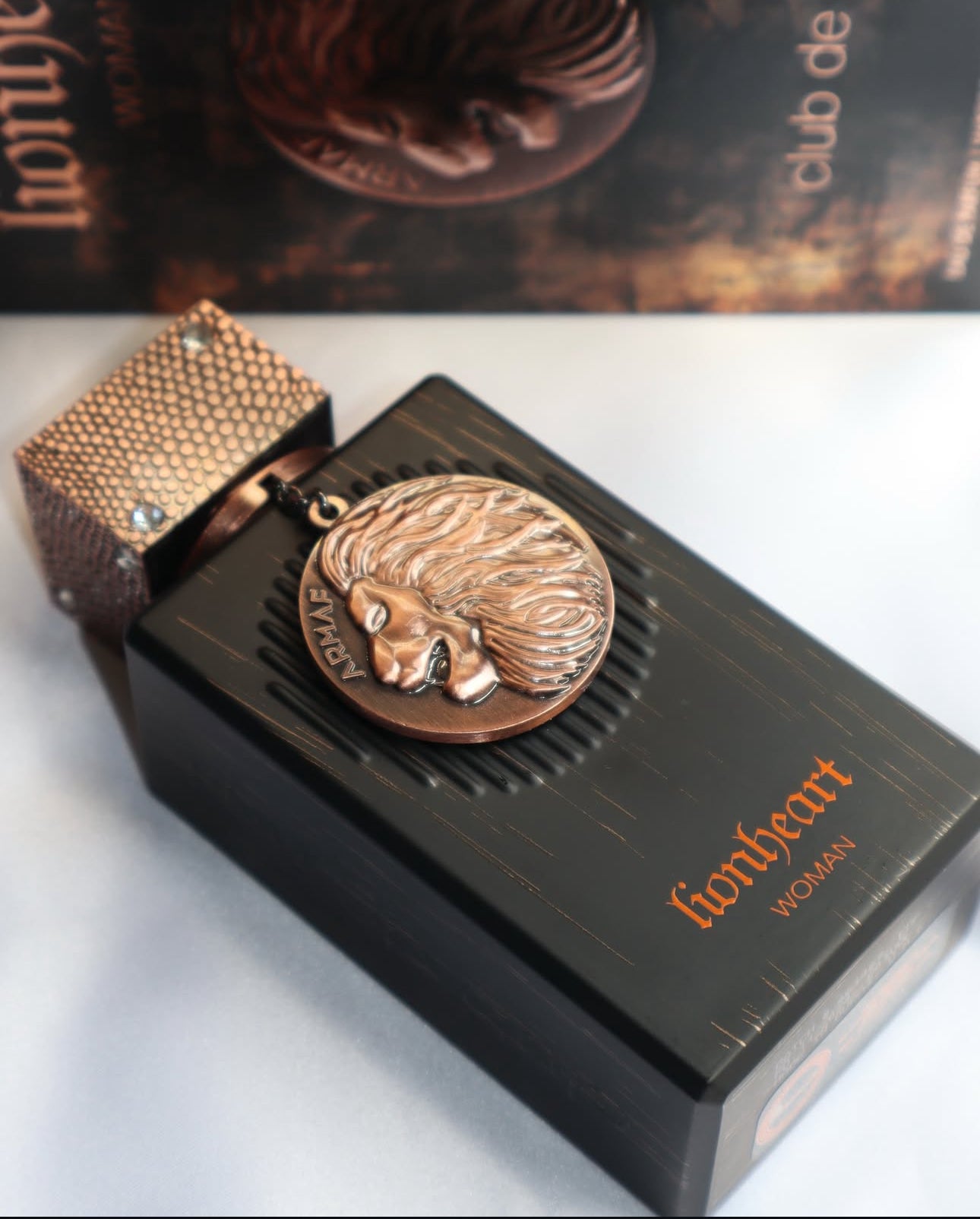 Club de Nuit Lionheart Woman