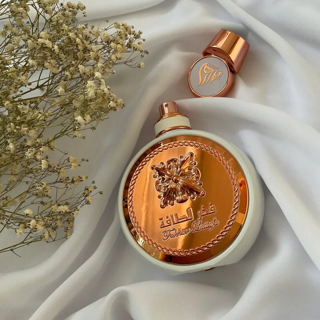 Fakhar Pride of Lattafa (100ml) (Unisex)
💰RD$2,350