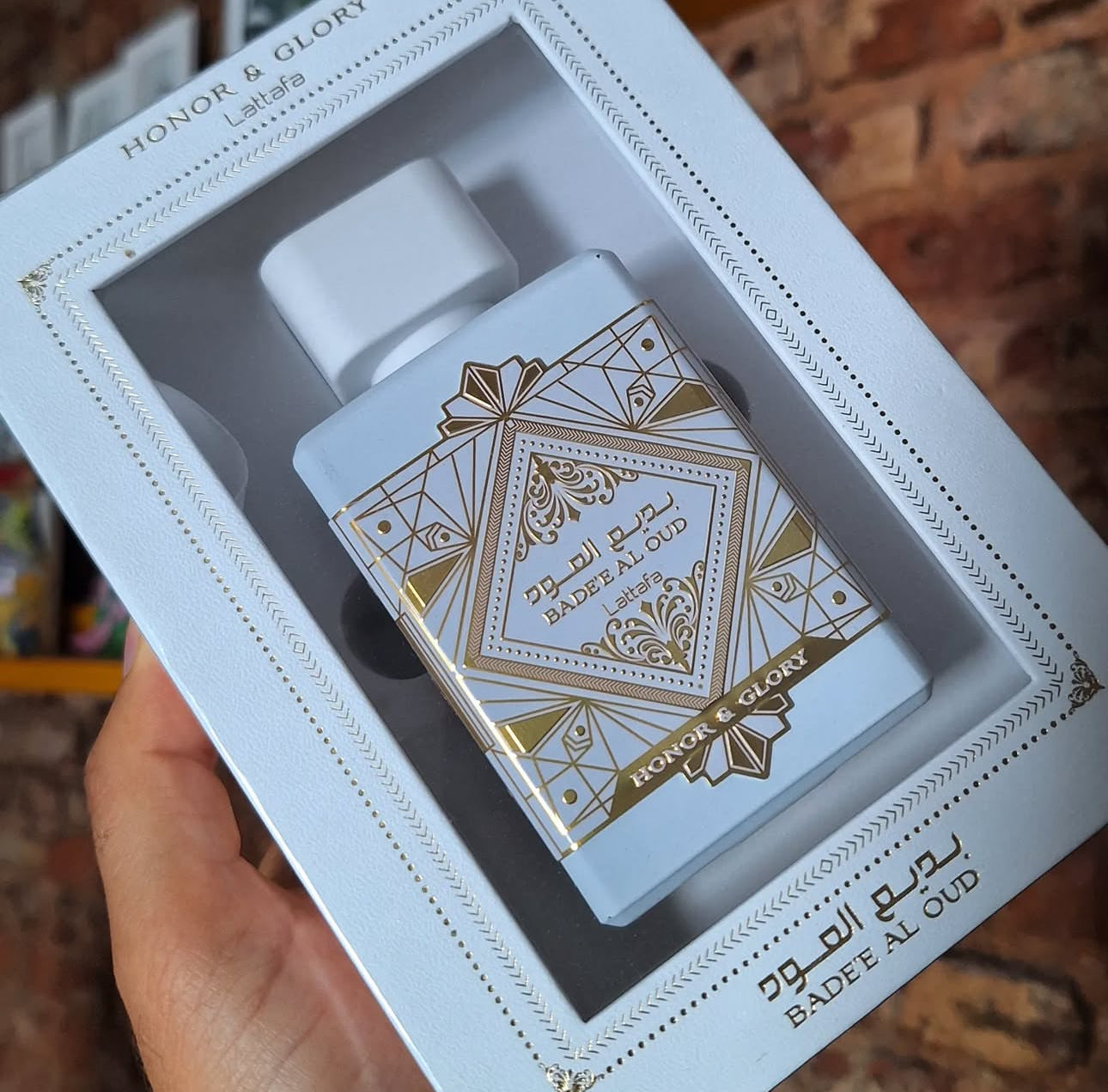 BADE’E AL OUD Honor & Glory (Lattafa 100ml)