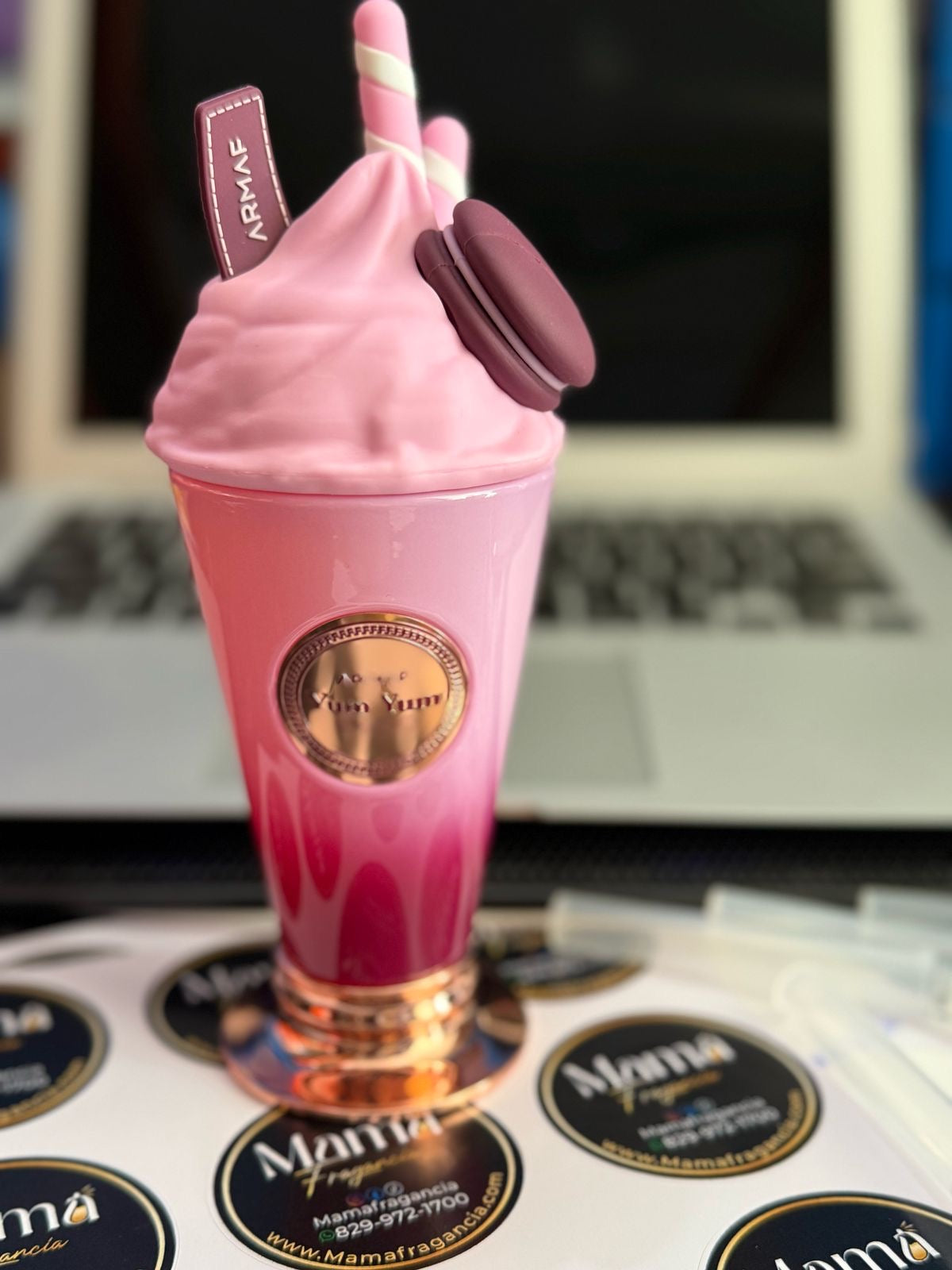 🍓🍦 YUM YUM – ARMAF 🍦🍓
Esto no huele “bien”.
👉 Huele delicioso.
💰RD$3,795