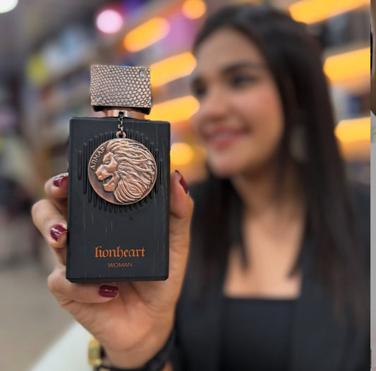 Club de Nuit Lionheart Woman