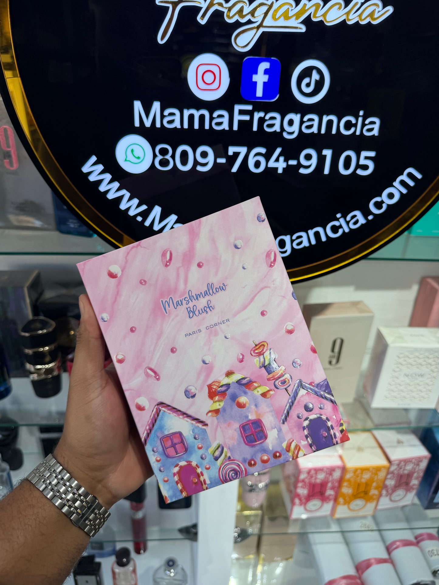 ✨Marshmallow Blush – Paris Corner ✨

💰RD$2,490